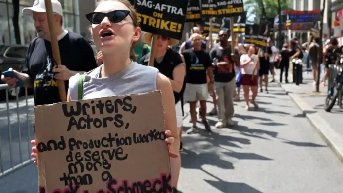 SAG-AFTRA protests against AI